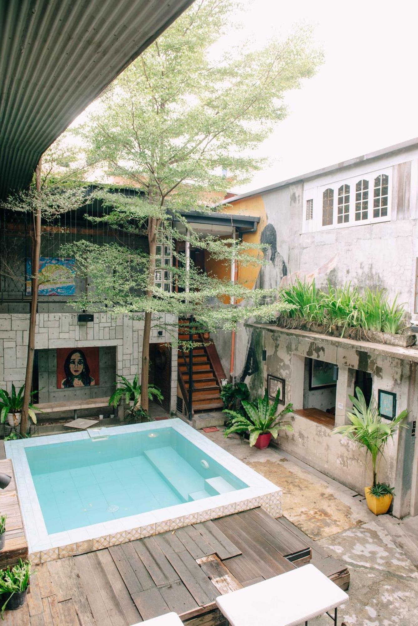 The Flying Fish Hostel Cebu Buitenkant foto